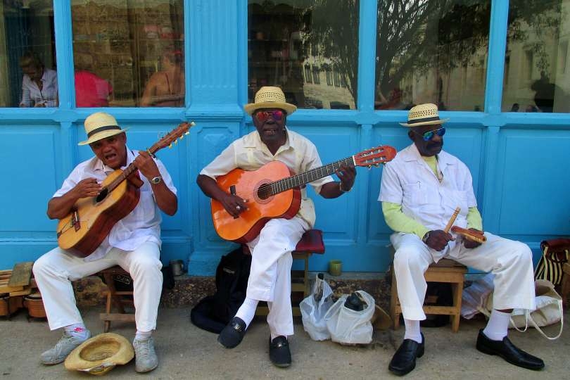 キューバのストリートミュージシャン