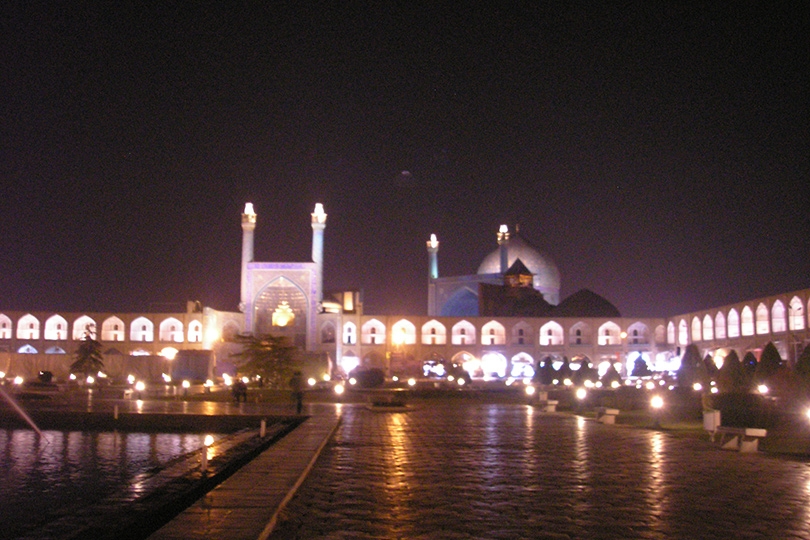 イスファハン、イマーム広場の夜景