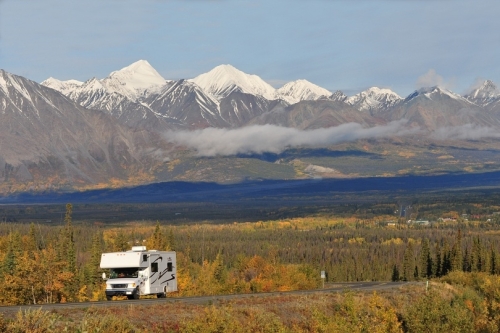 クルアニ国立公園(イメージ)©Government of Yukon, Derek Crowe