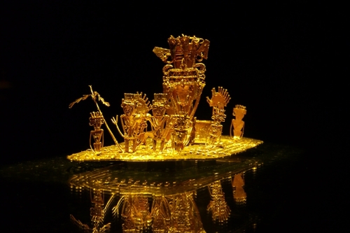 ムイジカ人の黄金の筏(ボゴタ黄金博物館所蔵)