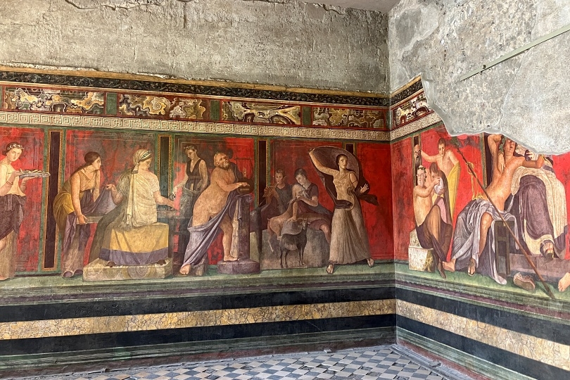 ポンペイの赤い秘儀荘の壁画